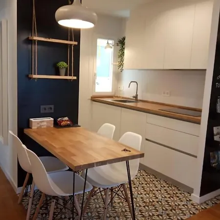 Lejlighed Luminoso Apartamento Con Terraza Y Parking Gratis. *