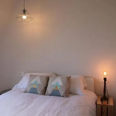 Luminoso Apartamento Con Terraza Y Parking Gratis. San Sebastian