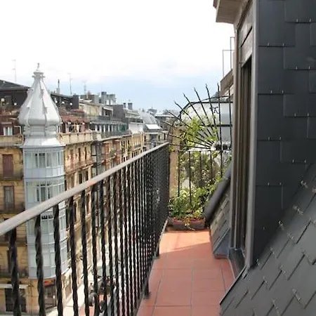 Luminoso Apartamento Con Terraza Y Parking Gratis. Apartment San Sebastian